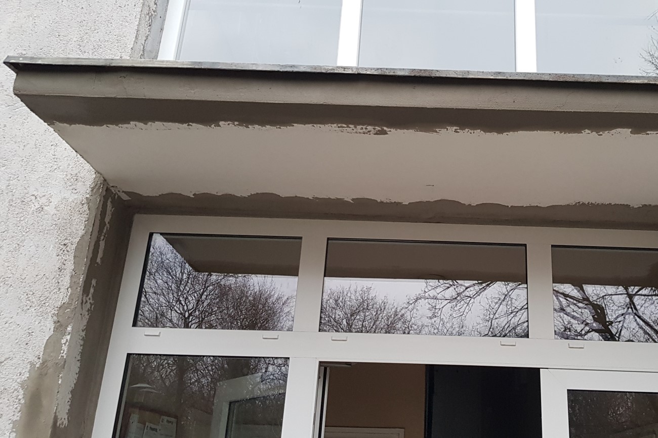 helyreállítás vakolás glettelés kartonozás szilózás csiszolás élvédőzés