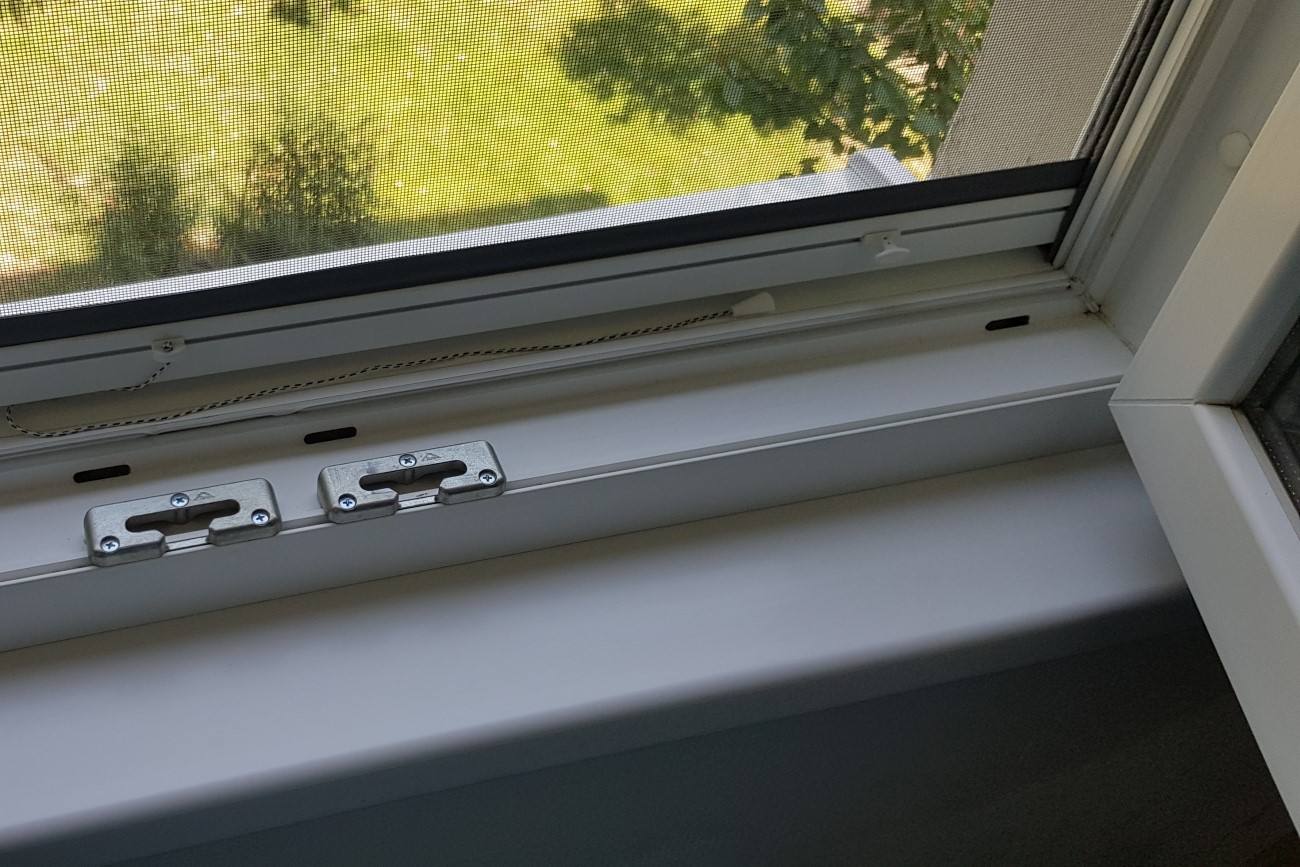 Gealan S8000IQ ablak ablakszárny ablaktok társasház nyílászáró lépcsőház nyíló bukó középfelnyíló olcsó erkélyajtó ajtó bejárat osztott tokosztott sorolt szerkezet