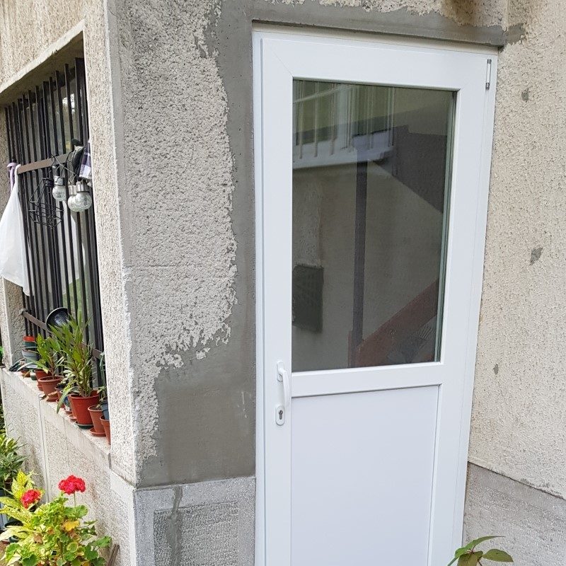 Gealan S8000IQ ablak ablakszárny ablaktok társasház nyílászáró lépcsőház nyíló bukó középfelnyíló olcsó erkélyajtó ajtó bejárat osztott tokosztott sorolt szerkezet