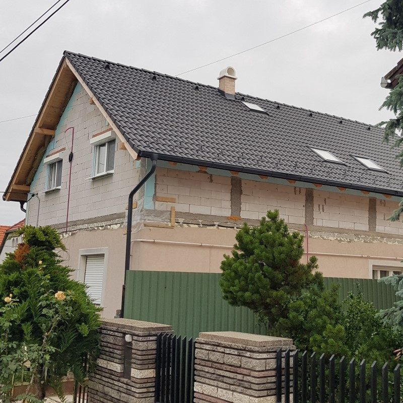 Gealan S-8000-IQ S-9000 HST Futura ablak ajtó három rétegű két rétegű hőszigetelt hőátbocsátási tényező ablakszárny ajtószárny ablaktok ajtótok társasház családi ház nyílászáró lépcsőház nyíló bukó középfelnyíló olcsó minőségi profil erkélyajtó ajtó bejárat osztott tokosztott sorolt szerkezet