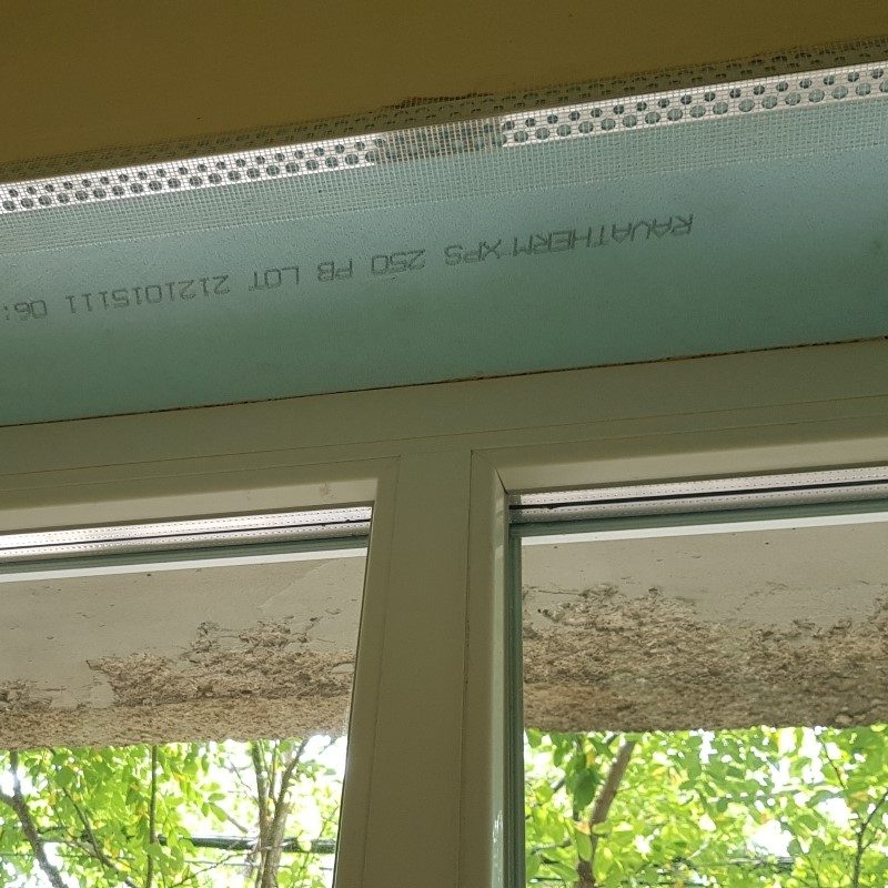 tervezés gyártás beépítés tokba-építés bontás-beépítés új-beépítés nyílászáró csere szerkezet díszpanel beszerelés ablakbeépítés tetőablakbeépítés ajtóbeépítés üvegberakás redőnyszerelés roletta reluxa felrakás zsaluzia építés rovarháló szúnyogháló könyöklő felrakása takarólécezés párkányozás tetőbeépítés cserepezés lécezés bádogozás tetőszigetelés álmennyezet kialakítás garázskapu beépítés kapuszárnyak automatizálása