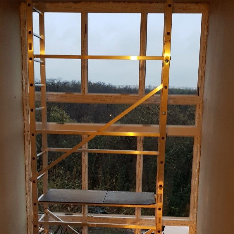 tervezés gyártás beépítés tokba-építés bontás-beépítés új-beépítés nyílászáró csere szerkezet díszpanel beszerelés ablakbeépítés tetőablakbeépítés ajtóbeépítés üvegberakás redőnyszerelés roletta reluxa felrakás zsaluzia építés rovarháló szúnyogháló könyöklő felrakása takarólécezés párkányozás tetőbeépítés cserepezés lécezés bádogozás tetőszigetelés álmennyezet kialakítás garázskapu beépítés kapuszárnyak automatizálása